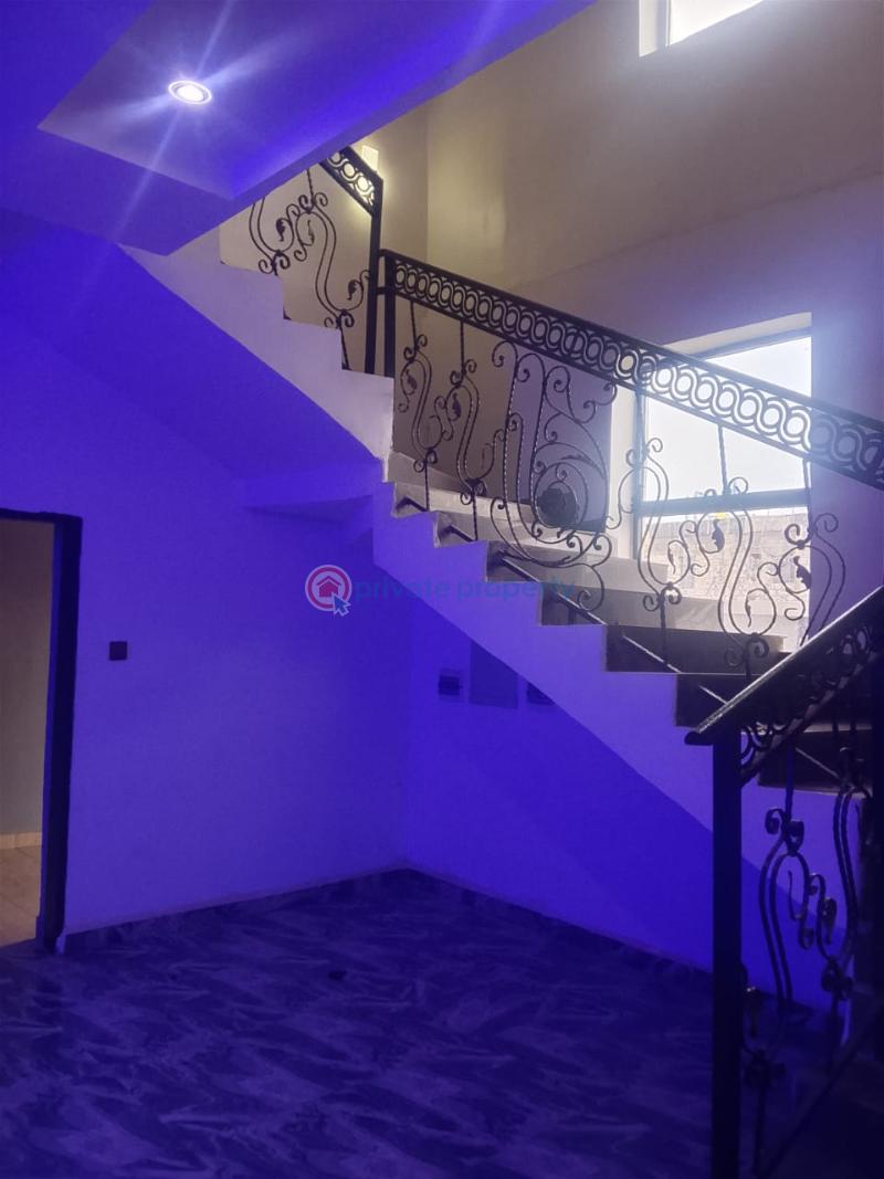 4 bedroom Terrace For Rent Behind Dunamis International Gospel Church Airport Road Lugbe Lugbe Abuja Phase 4  - 7