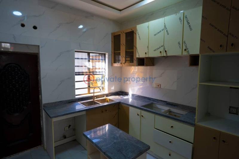 4 bedroom Terraced Duplex For Sale Pantheon Street, Along Orchid Hotel Road Before Cooplag Estate Lafiaji Lekki Lagos. Lekki Lagos - 5