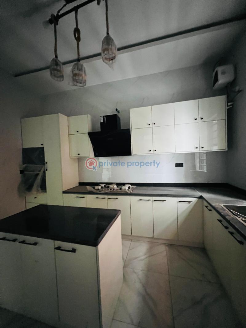 4 bedroom Terraced Duplex For Sale Off Freedom Way Lekki Phase 1 Lagos - 7