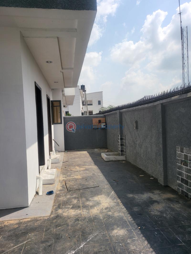 4 bedroom Terraced Duplex For Rent Mende Maryland Lagos - 11