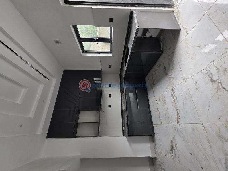 Tastefully finished 4 bedroom terrace duplex with swimming pool + gym - 2 4 bedroom Terraced Duplex For Sale Parkview Estate Ikoyi Lagos - 2