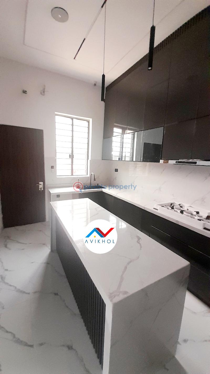 Tastefully finished 4 bedroom terraced duplex - 4 4 bedroom Terraced Duplex For Sale Osapa London Lekki Lagos - 4