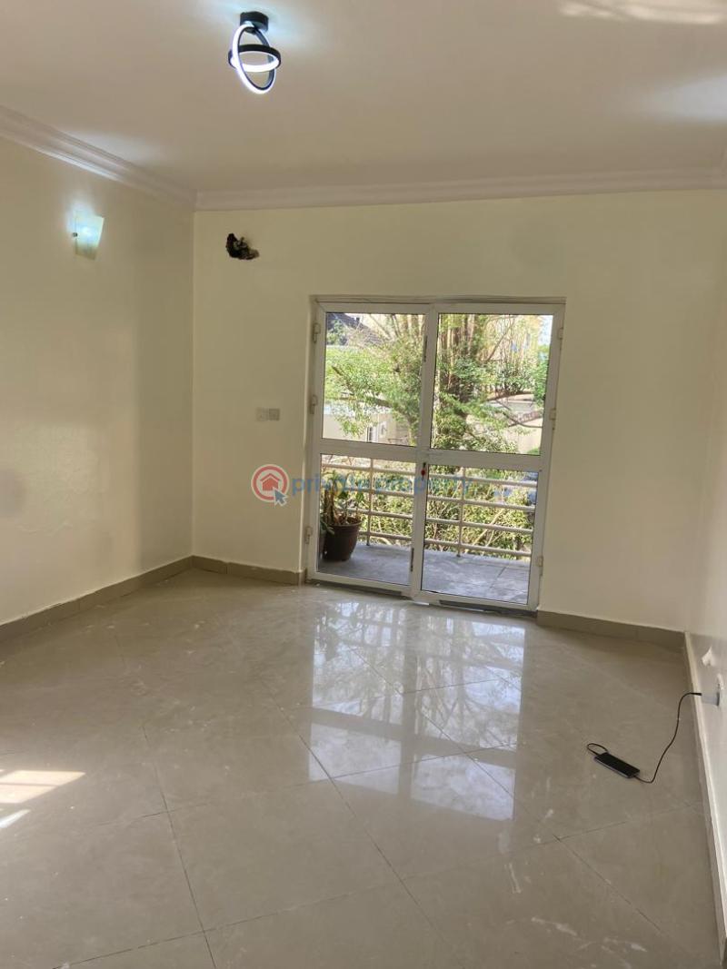 4 bedroom Townhouse For Sale Market Road, Oniru , Victoria Island Extension. Oniru Victoria Island Lagos - 4