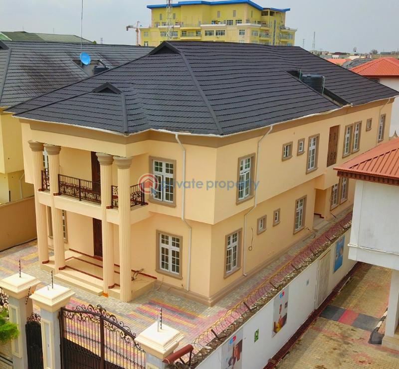 3 bedroom Block Of Flats For Sale Lekki Phase 1 Lagos