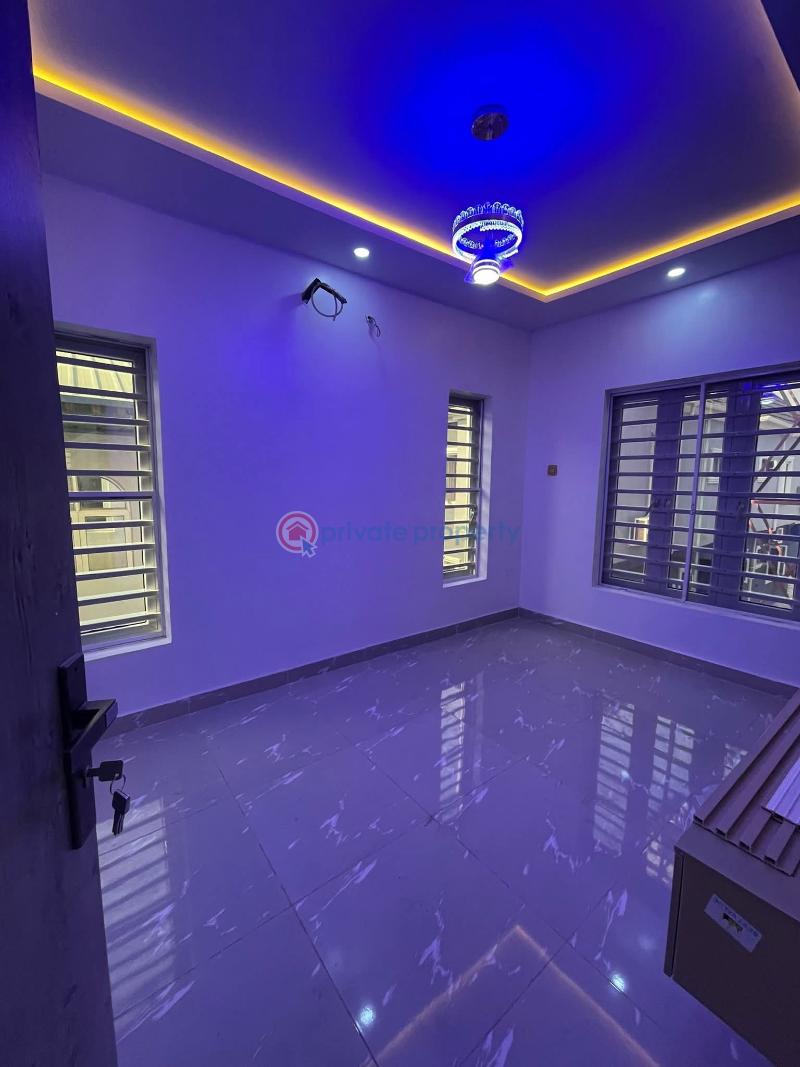 4 bedroom Detached Duplex For Sale Gowon Estate Egbeda Alimosho Lagos - 12