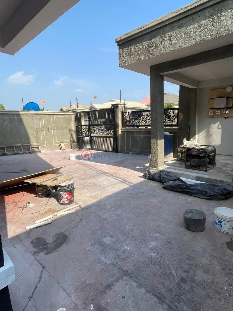 4 bedroom Detached Duplex For Sale Gowon Estate Egbeda Alimosho Lagos - 2