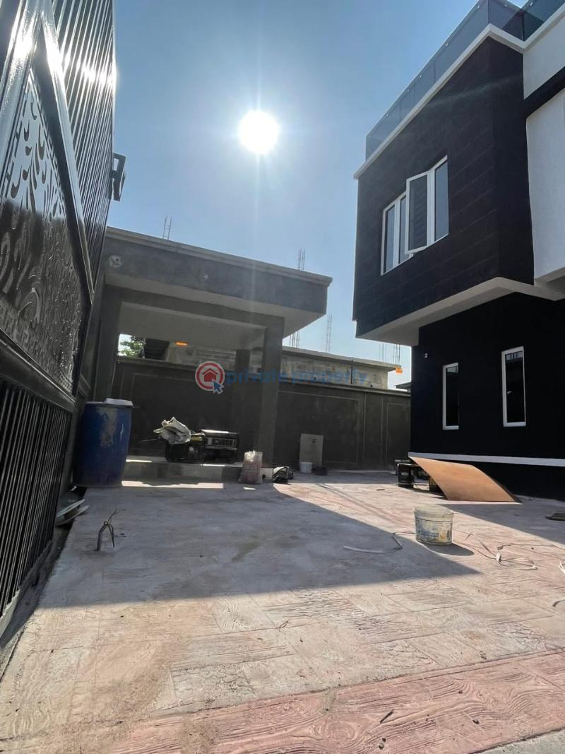 4 bedroom Detached Duplex For Sale Gowon Estate Egbeda Alimosho Lagos - 9