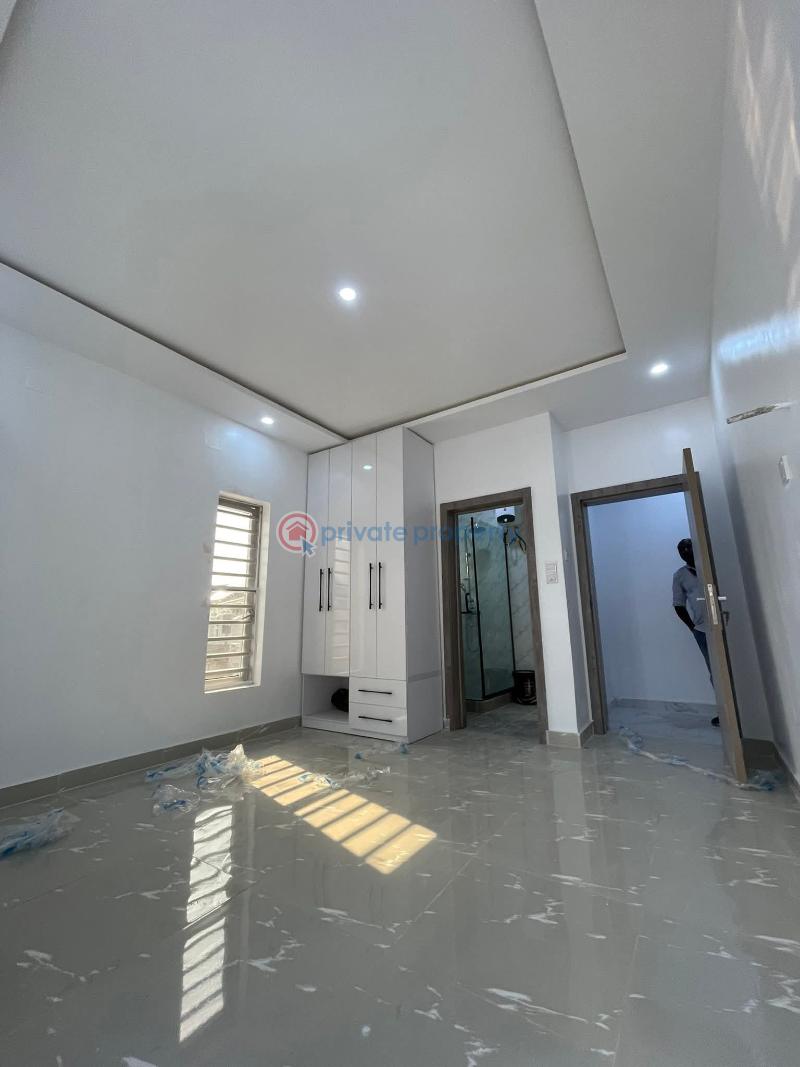 4 bedroom Detached Duplex For Sale Gowon Estate Egbeda Alimosho Lagos - 10