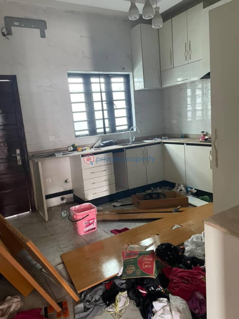 4 bedroom Semi detached Duplex For Rent Agungi Lekki Lagos - 9