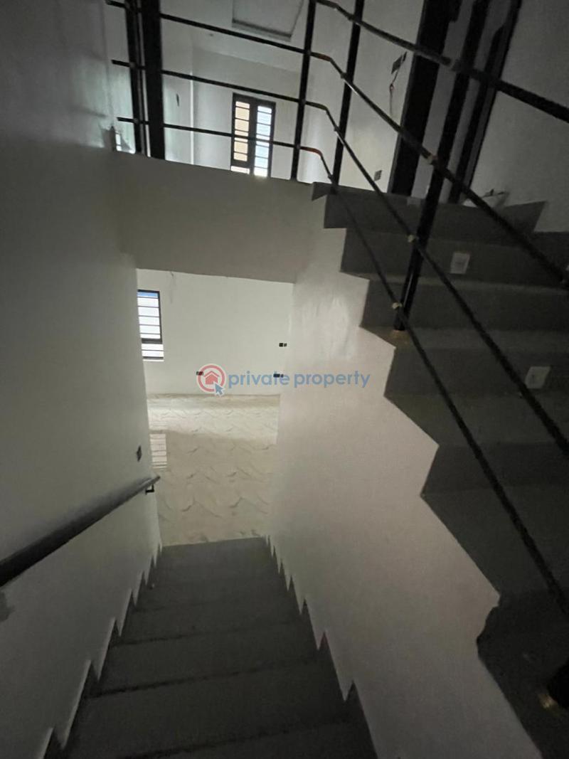 4 bedroom Semi detached Duplex For Sale Church View Estate Ifako Gbagada Gbagada Lagos - 5