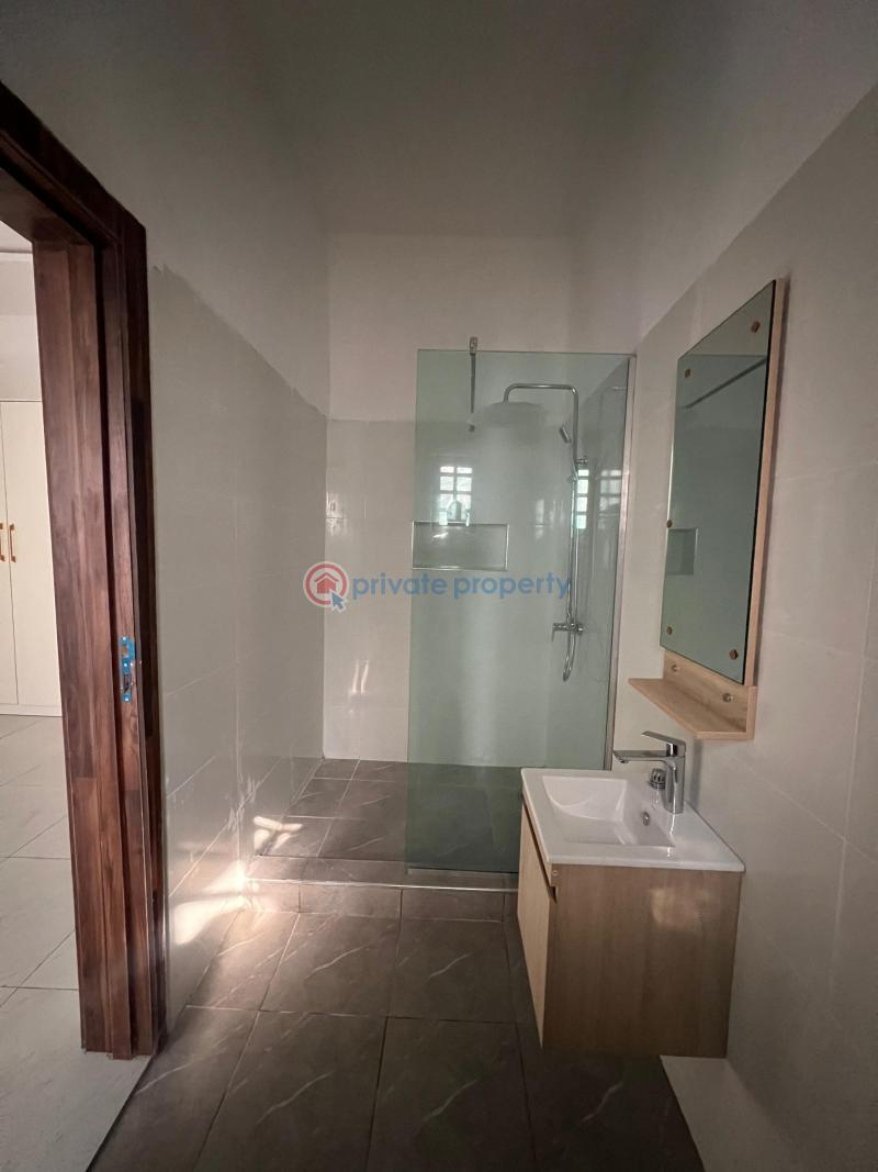 4 bedroom Terraced Duplex For Sale Orchid Road, Lafiaji Lekki Lagos - 3