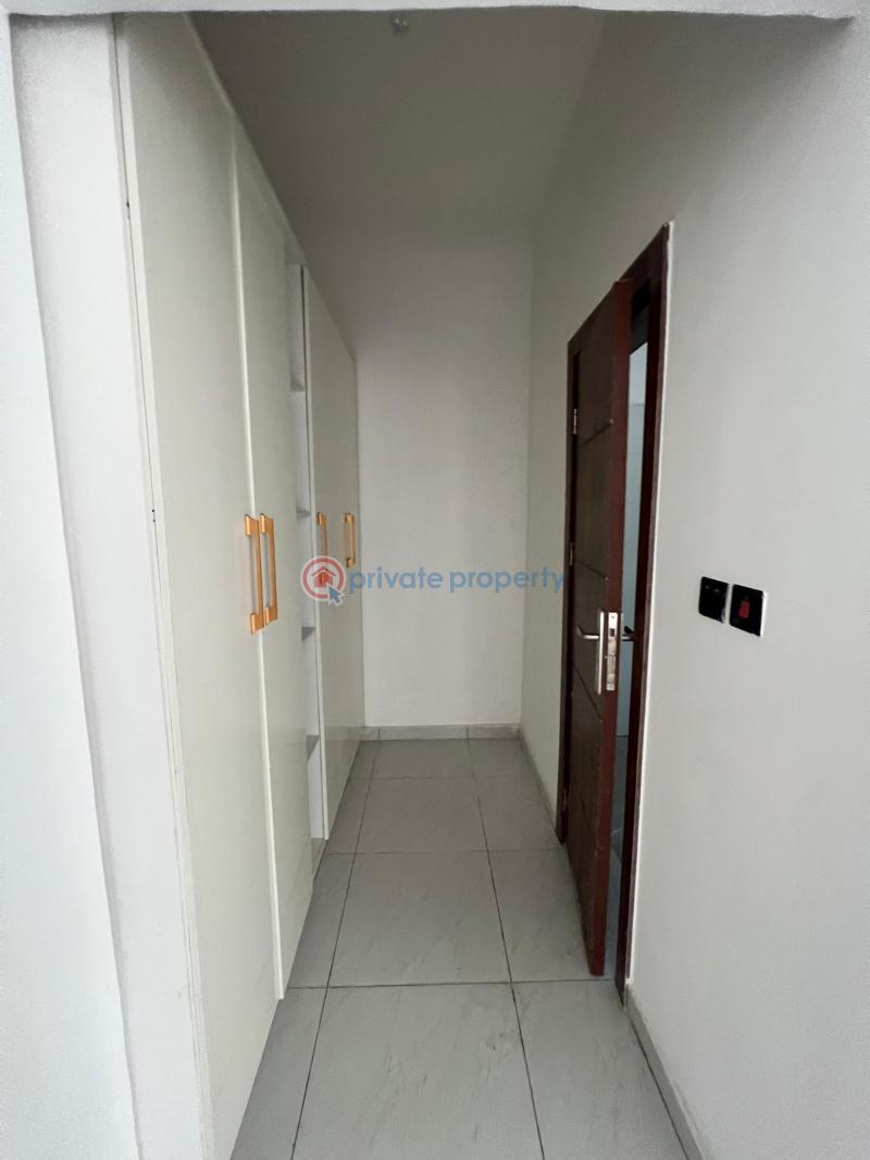 4 bedroom Terraced Duplex For Sale Orchid Road, Lafiaji Lekki Lagos - 9