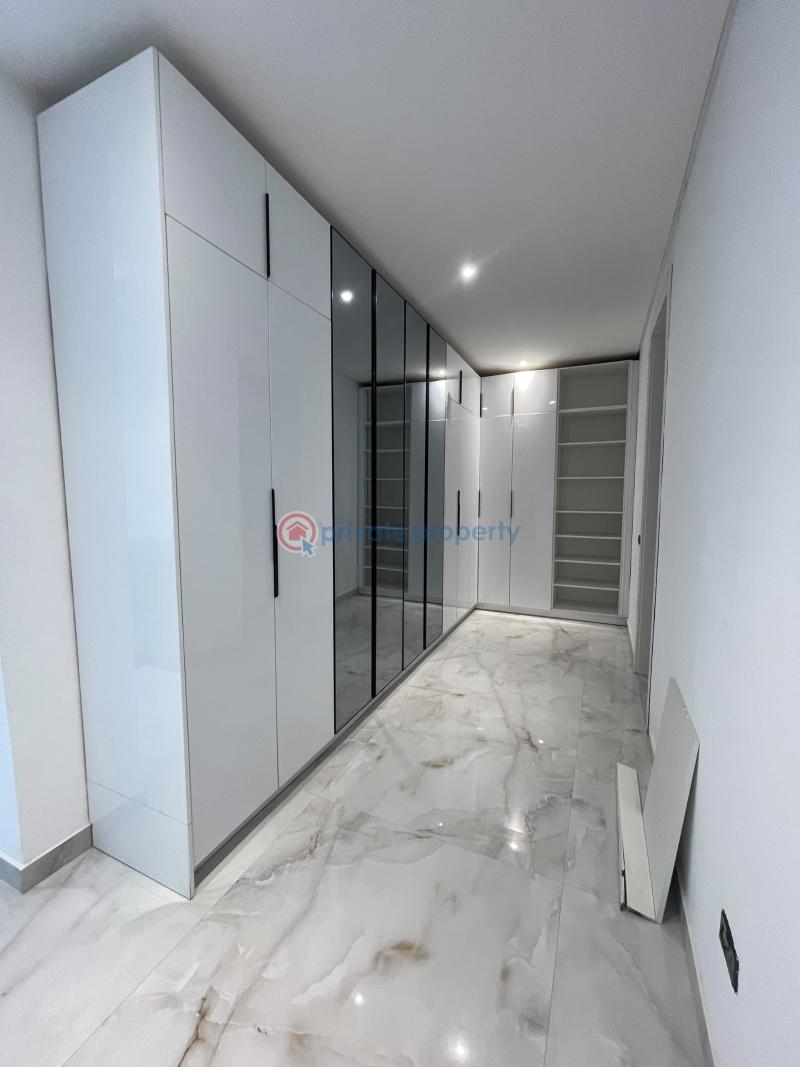 4 bedroom Terraced Duplex For Sale Banana Island Ikoyi Lagos - 5