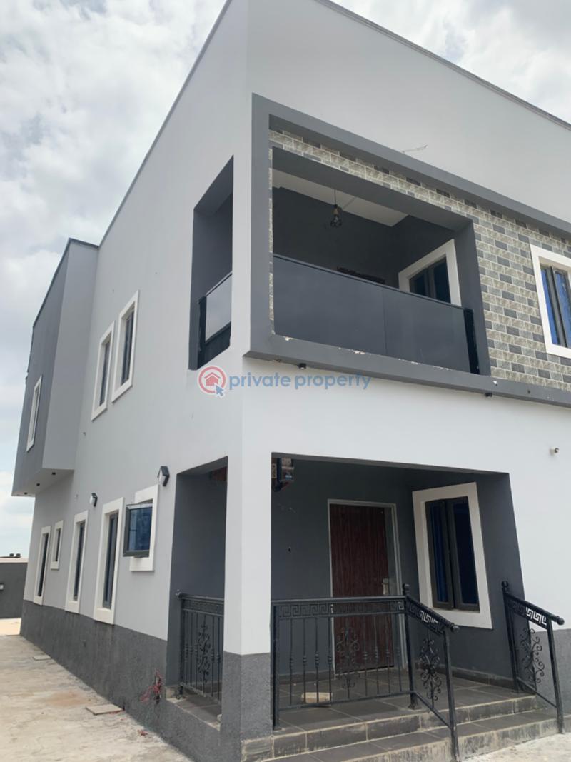 4 bedroom House For Sale Off. Jedo Estate Airport Road, Lugbe Lugbe Abuja Phase 4  - 5