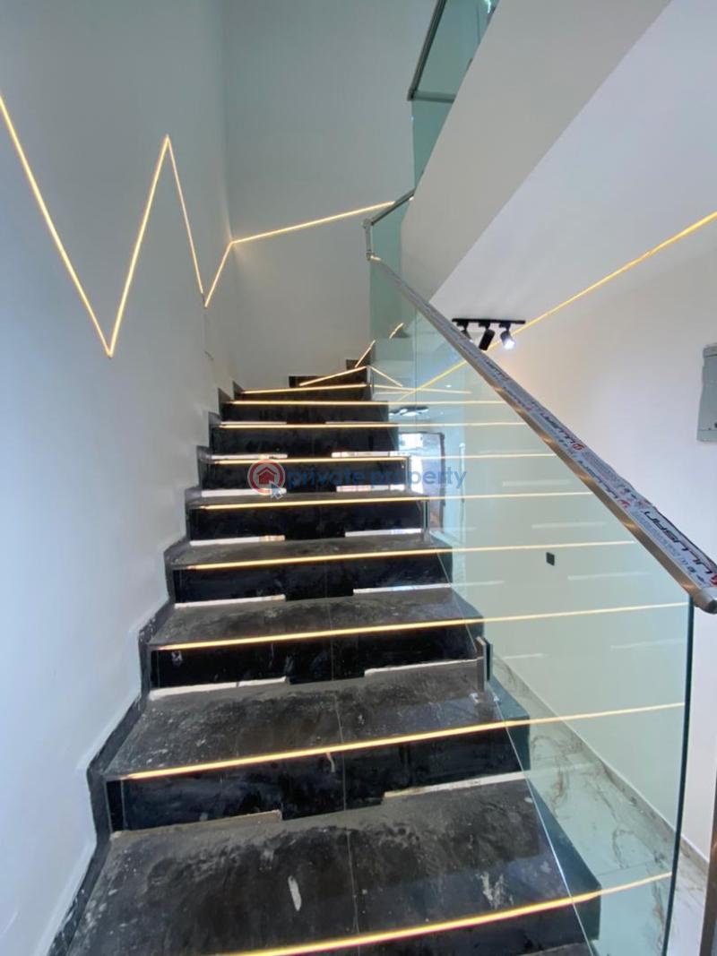 4 bedroom Duplex For Sale Opposite Agungi Bus Stop Ologolo Lekki Lagos - 16