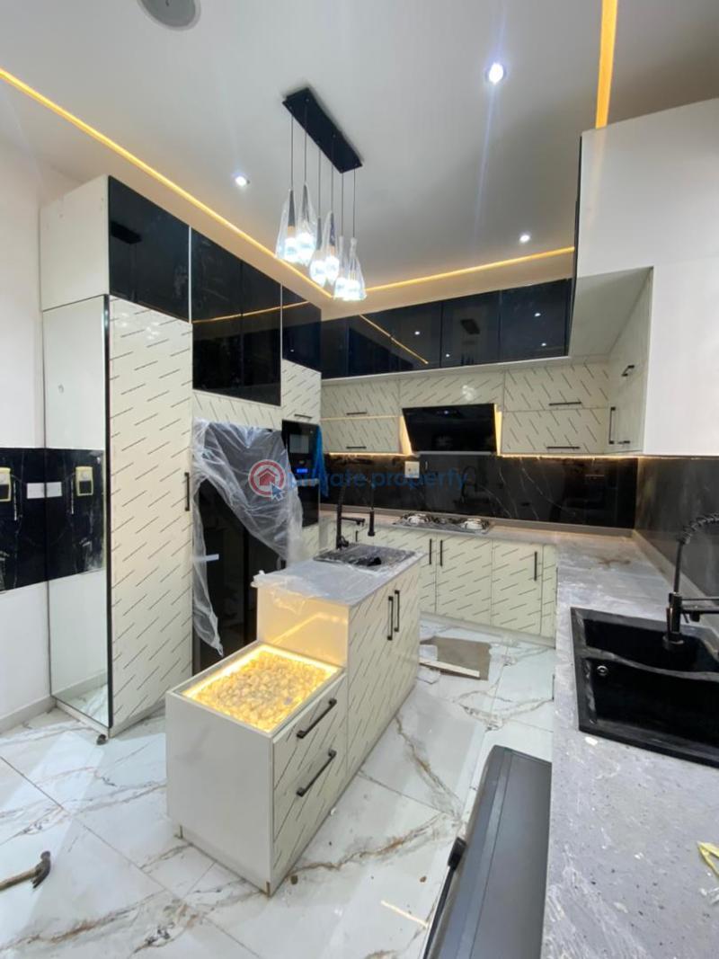 4 bedroom Duplex For Sale Opposite Agungi Bus Stop Ologolo Lekki Lagos - 3