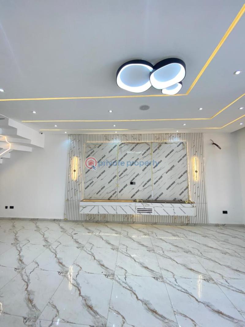 4 bedroom Duplex For Sale Opposite Agungi Bus Stop Ologolo Lekki Lagos - 8