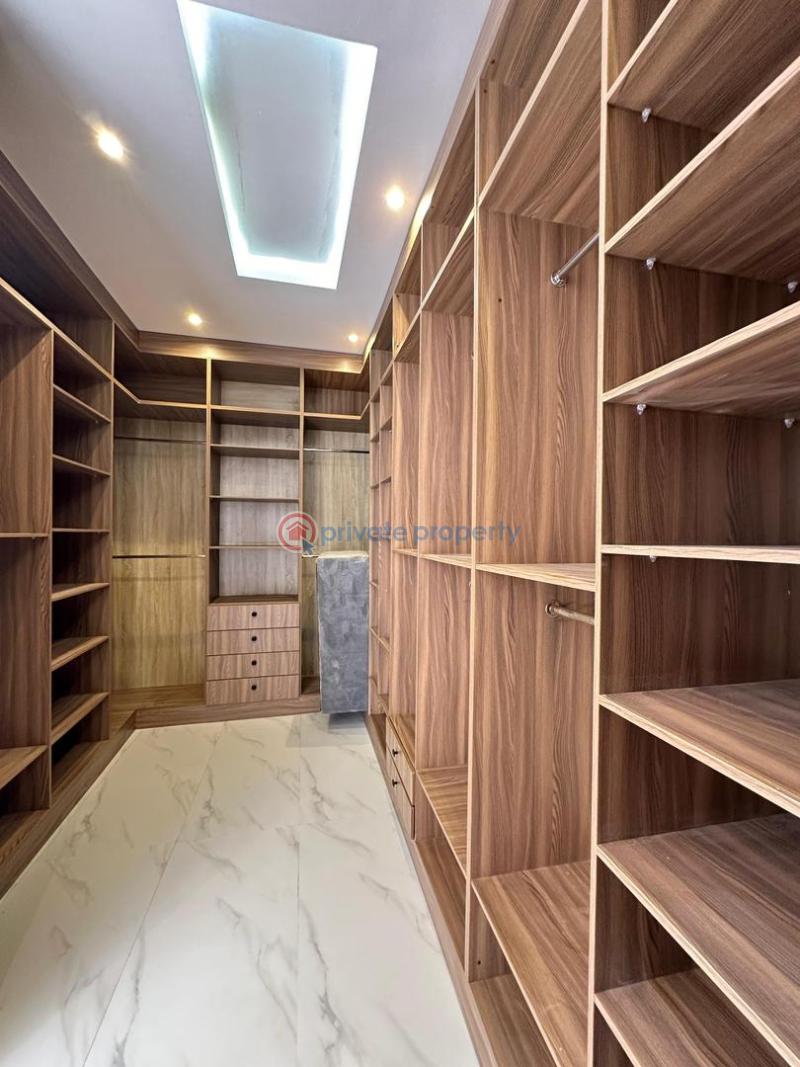 4 bedroom Terraced Duplex For Sale Lekki Phase 1 Lagos - 2