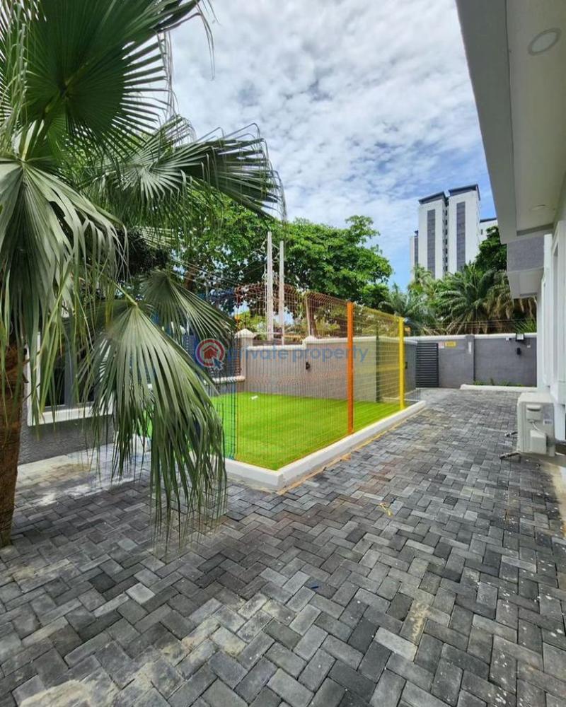 4 bedroom Terrace For Sale Victoria Island Lagos - 9