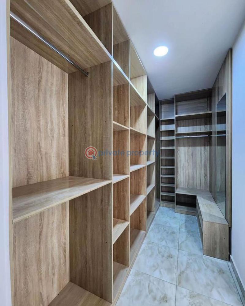 4 bedroom Terrace For Sale Victoria Island Lagos - 5