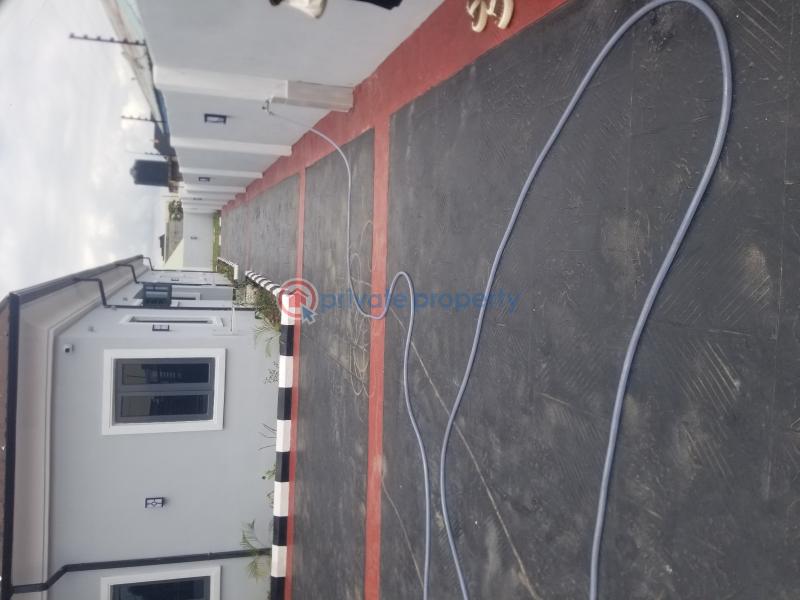 5 bedroom Detached Bungalow For Sale Laderin Estate. Oke Mosan Abeokuta Ogun - 24