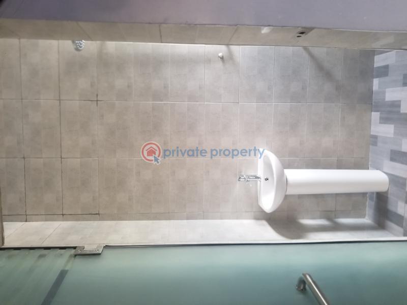 5 bedroom Detached Bungalow For Sale Laderin Estate. Oke Mosan Abeokuta Ogun - 7