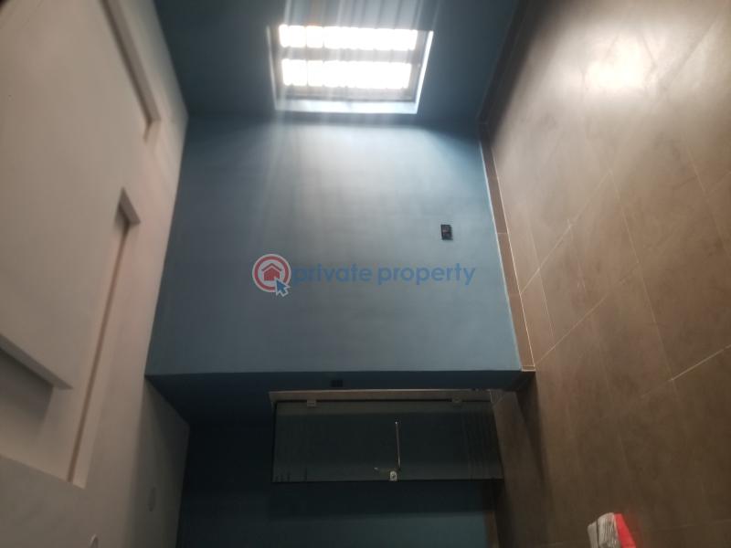 5 bedroom Detached Bungalow For Sale Laderin Estate. Oke Mosan Abeokuta Ogun - 15