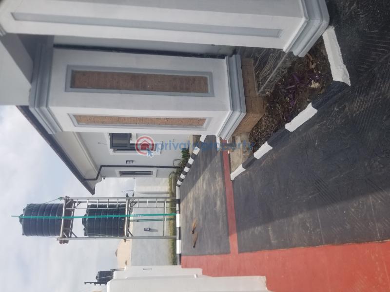 5 bedroom Detached Bungalow For Sale Laderin Estate. Oke Mosan Abeokuta Ogun - 18