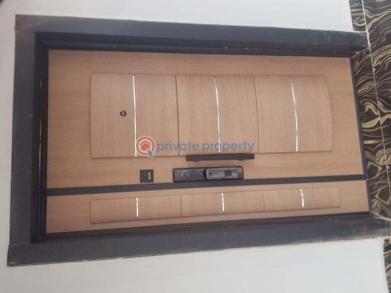 5 bedroom Detached Bungalow For Sale Laderin Estate. Oke Mosan Abeokuta Ogun - 21