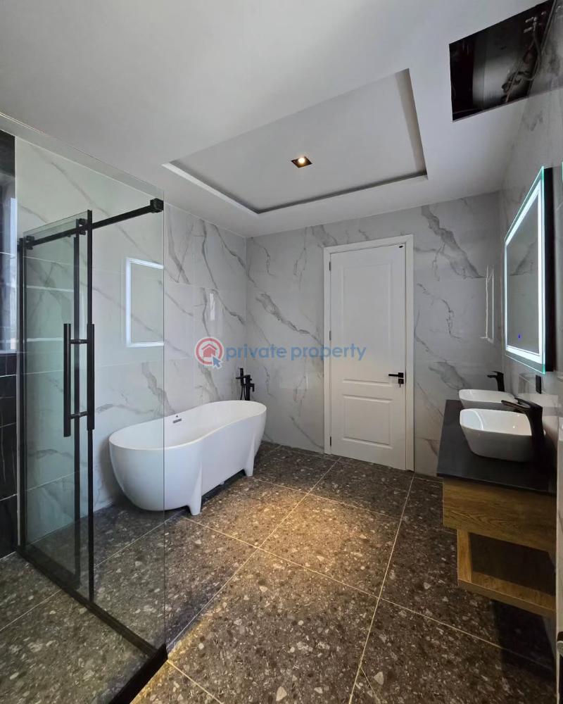 5 bedroom Duplex For Sale Off Admralty Lekki Phase 1 Lagos - 14