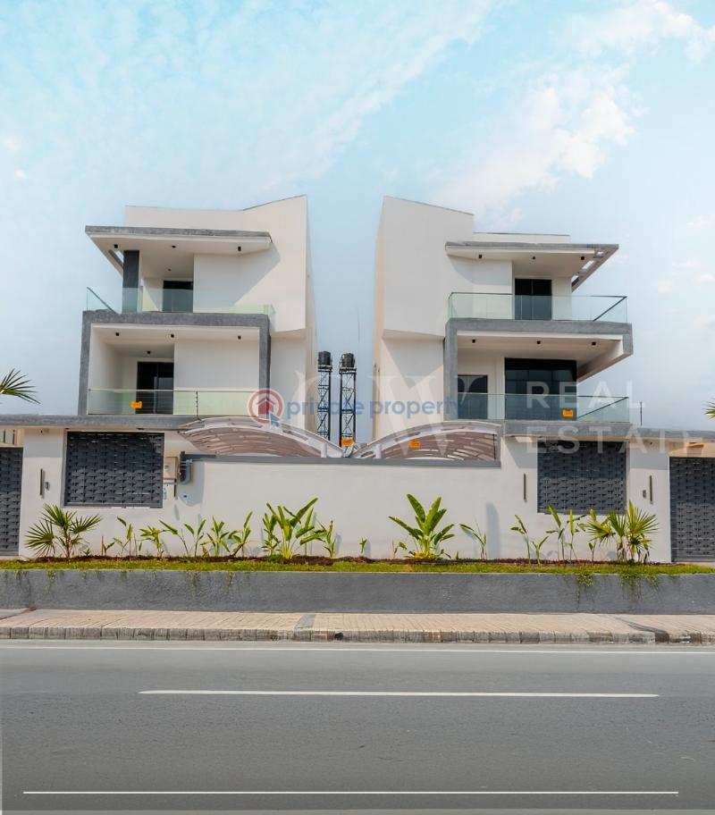 5 bedroom Duplex For Sale Off Admralty Lekki Phase 1 Lagos - 0