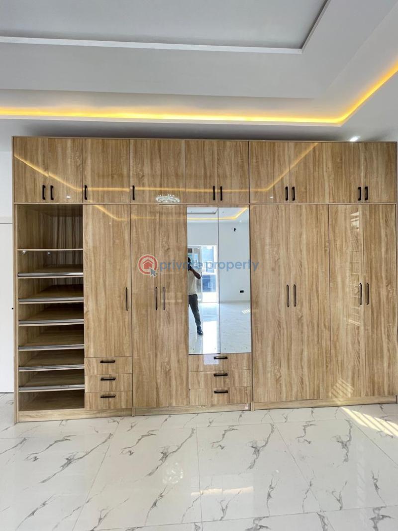 5 bedroom Detached Duplex For Sale Ikota Lekki Lagos - 2