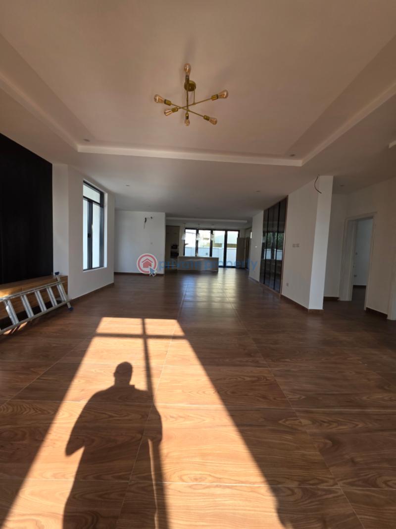 5 bedroom Detached Duplex For Sale Royal Garden Estate Ajiwe Ajah Lagos - 1