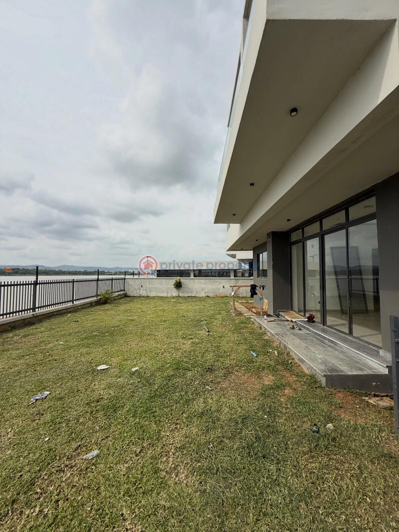 5 bedroom Detached Duplex For Sale Jabi Lake Jabi Abuja Phase 2  - 13
