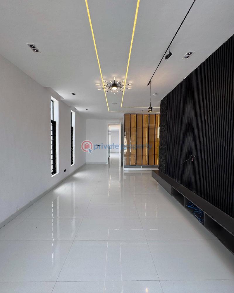 Tastefully finished 5 bedroom detached duplex with swimming pool - 7 5 bedroom Detached Duplex For Sale Ikota G R A Ikota Lekki Lagos - 7