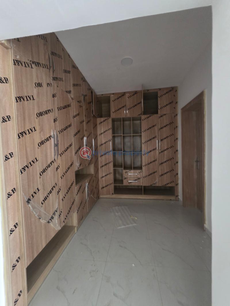 5 bedroom Detached Duplex For Sale Off Adeniyi Jones Adeniyi Jones Ikeja Lagos - 6