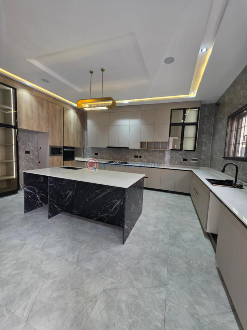 5 bedroom Detached Duplex For Sale Guzape Abuja Phase 1  - 2