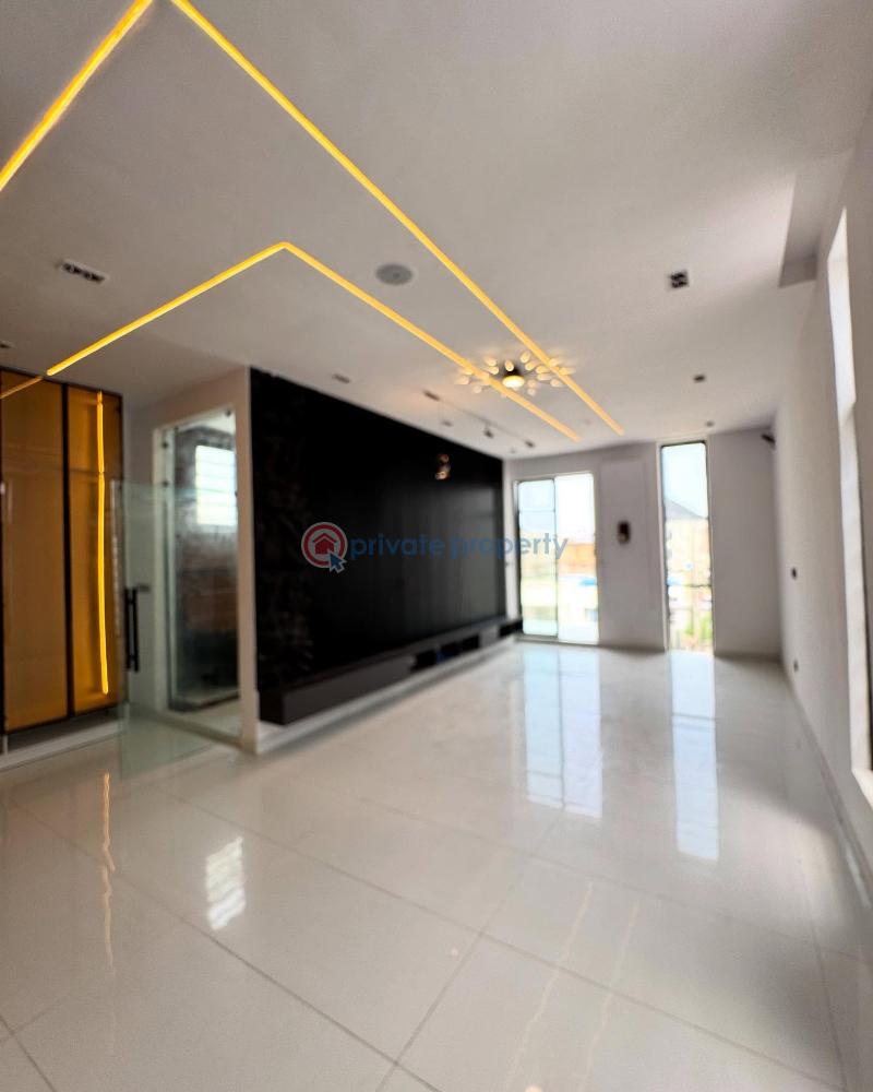 Tastefully finished 5 bedroom detached duplex with swimming pool - 3 5 bedroom Detached Duplex For Sale Ikota G R A Ikota Lekki Lagos - 3