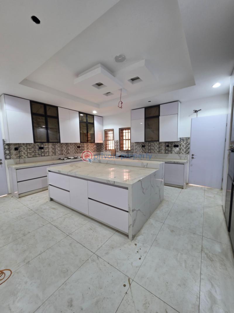 5 bedroom Detached Duplex For Sale Guzape Abuja Phase 1  - 2