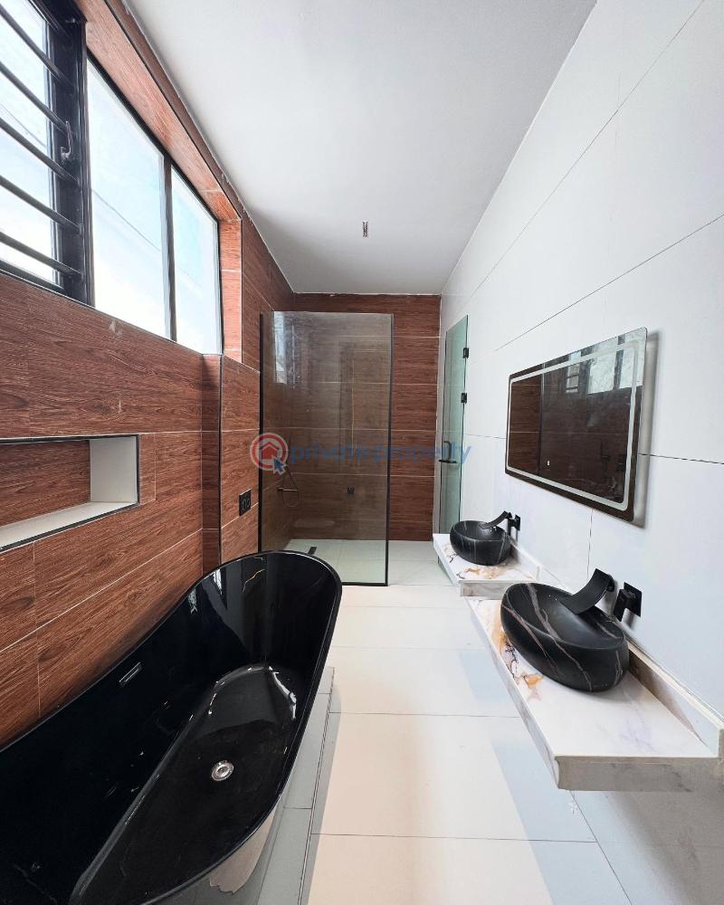 Tastefully finished 5 bedroom detached duplex with swimming pool - 6 5 bedroom Detached Duplex For Sale Ikota G R A Ikota Lekki Lagos - 6