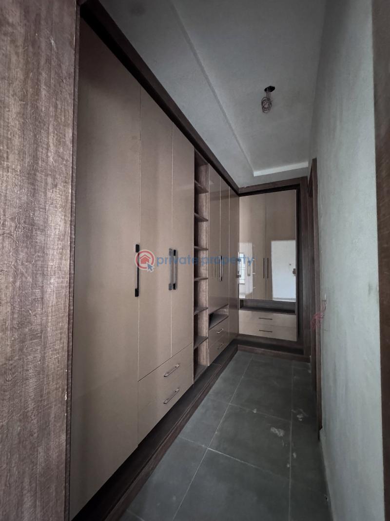 5 bedroom Detached Duplex For Sale Wuse Zone 7 Wuse Abuja Phase 1  - 11