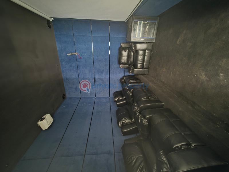 5 bedroom Detached Duplex For Sale Hampton Bay Estate Ikate Elegushi Lekki Lagos - 4