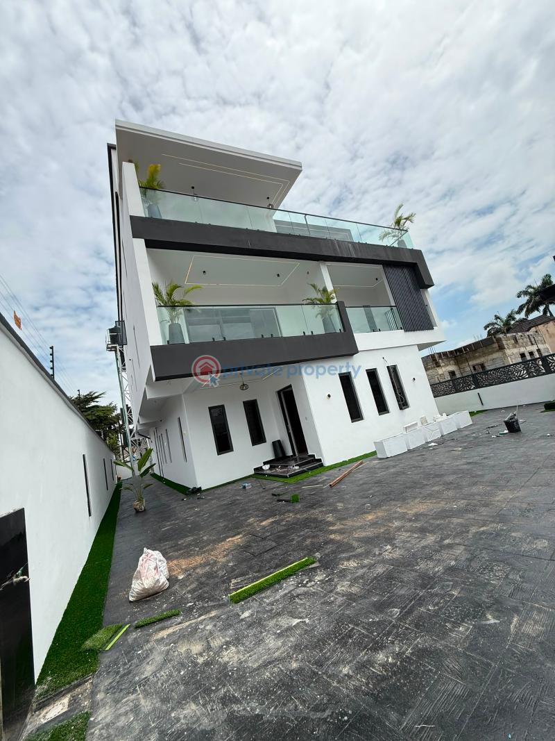 5 bedroom Detached Duplex For Sale 3rd Avenue Gwarimpa Abuja Phase 3  - 1