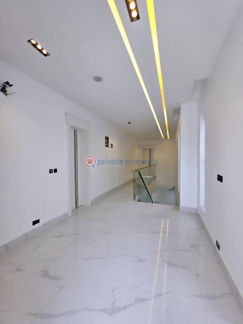 5 bedroom Detached Duplex For Sale Chevron Drive Lekki Lagos - 9