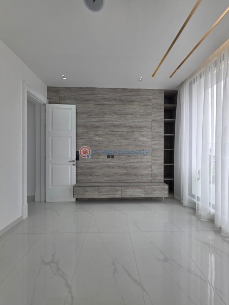 5 bedroom Detached Duplex For Sale Palm Residence Osapa London Lekki Lagos - 9