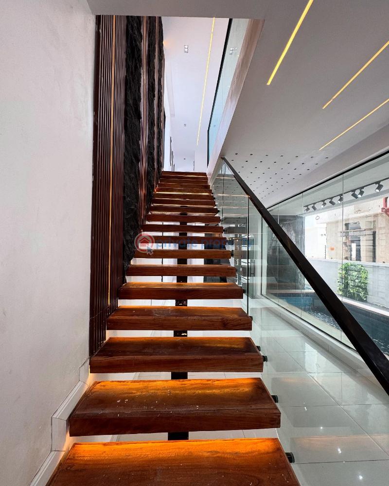 Tastefully finished 5 bedroom detached duplex with swimming pool - 4 5 bedroom Detached Duplex For Sale Ikota G R A Ikota Lekki Lagos - 4