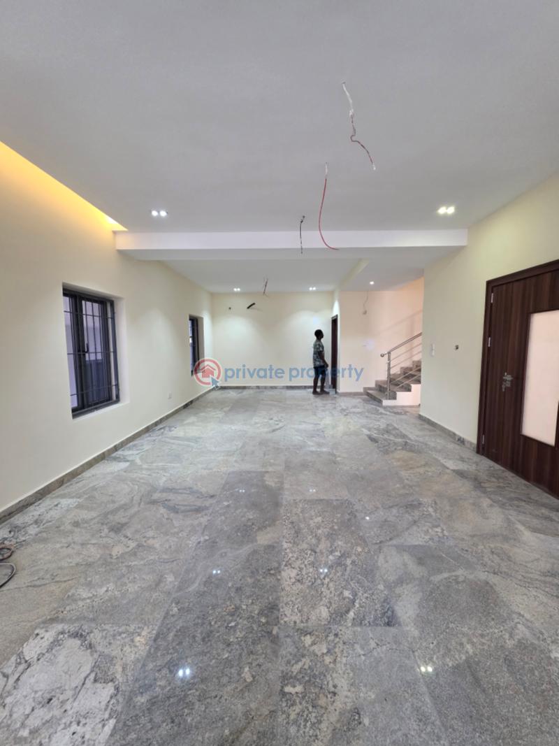 5 bedroom Detached Duplex For Sale Guzape Abuja Phase 1  - 1