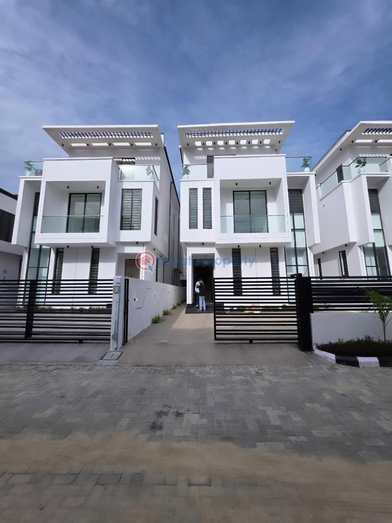 5 bedroom Detached Duplex For Sale Chevron Drive Lekki Lagos - 0