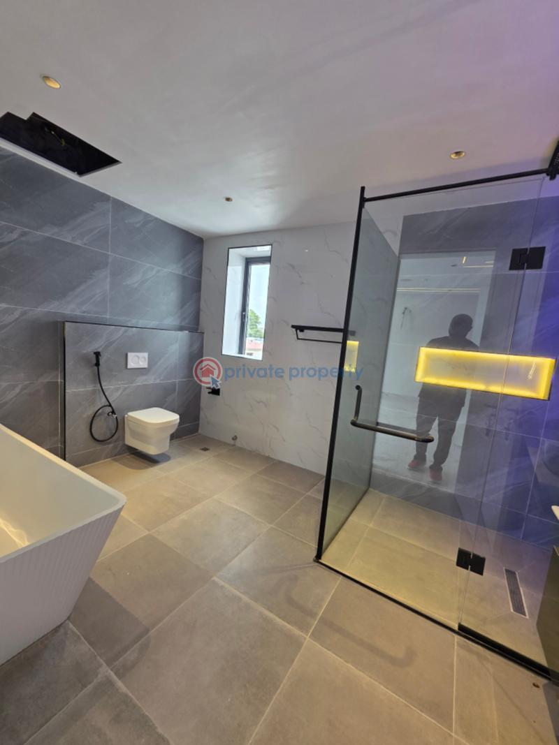 5 bedroom Detached Duplex For Sale Off Admiralty Way Lekki Phase 1 Lagos - 11