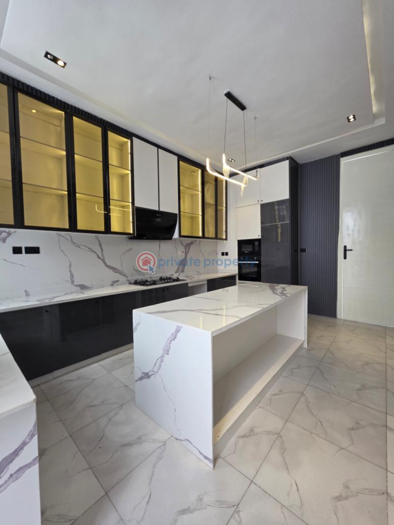 5 bedroom Detached Duplex For Sale Chevron Drive Lekki Lagos - 3